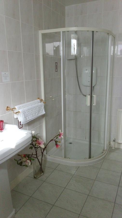 Disblair House Hotel Newmacher ภายนอก รูปภาพ